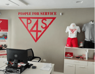 Natsuki, People for Service, firma su I Plan de Igualdad