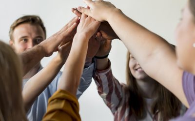 Cómo cerrar 2025 con un equipo motivado y listo para conquistar 2026